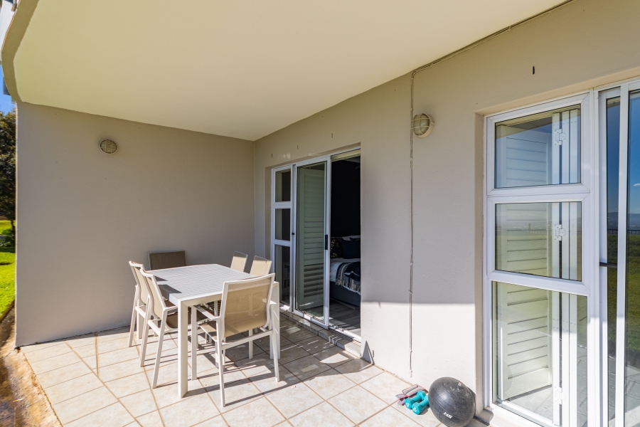 To Let 2 Bedroom Property for Rent in Vredehoek Western Cape